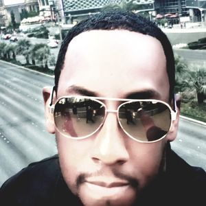 Meet your Posher, Diondre